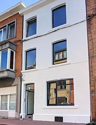 Angleur 011 1er Etage Avant Cosy شقة